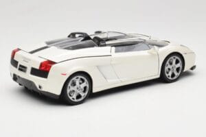 Lamborghini Gallardo Concept S Baltas Motormax 1:18 79156 Metalas - nuotrauka 3 iš 8