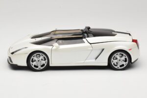 Lamborghini Gallardo Concept Baltas Mondo Motors 1:18 146432 Metalas - nuotrauka 4 iš 8