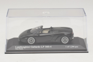 Lamborghini Gallardo LP560-4 Spyder Juodas Minichamps 1:43 400103830 Metalas - nuotrauka 4 iš 5