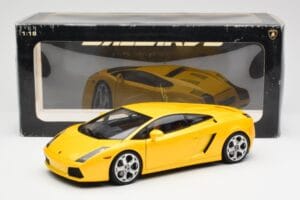 Lamborghini Gallardo Metallic Geltonas AUTOart 1:18 74571 Metalas - nuotrauka 8 iš 8