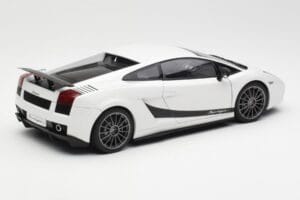 Lamborghini Gallardo Superleggera Monocerus Metallic Baltas AUTOart 1:18 74585 Metalas - nuotrauka 3 iš 8