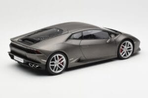 Lamborghini Huracan LP610-4 Pilkas AUTOart 1:18 74606 Kompozitas - nuotrauka 3 iš 8