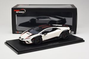 Lamborghini Huracan Sterrato No. 63 Baltas TopSpeed 1:18 TS0610 Derva - nuotrauka 6 iš 6