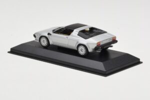 Lamborghini Jalpa Sidabrinis Minichamps 1:43 400103601 Metalas - nuotrauka 3 iš 4