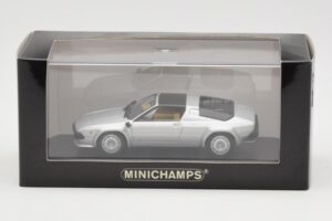 Lamborghini Jalpa Sidabrinis Minichamps 1:43 400103601 Metalas - nuotrauka 4 iš 4