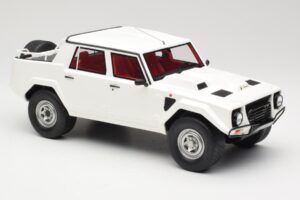Lamborghini LM002 Baltas Kyosho 1:18 GTS18508W Derva - nuotrauka 4 iš 6