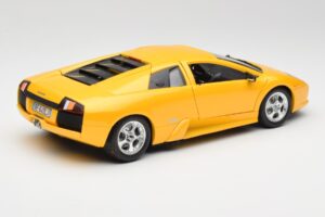 Lamborghini Murcielago LP640 Geltonas Bburago 1:18 23124646-M1 Metalas - nuotrauka 3 iš 8