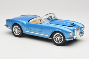 Lancia Aurelia B24 Spider Mėlynas Bburago 1:18 3010-M1 Metalas - nuotrauka 6 iš 8