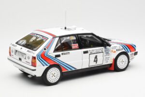 Lancia Delta HF 4WD #4 M. Alen / I. Kivimaki Martini Rally 1000 Lakes 1987 Kyosho 1:18 08960B Metalas - nuotrauka 3 iš 8