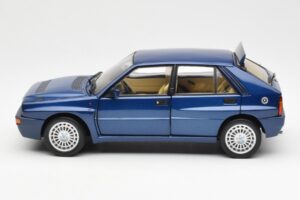 Lancia Delta HF Integrale Evo II Mėlynas Kyosho 1:18 08341BL Metalas - nuotrauka 4 iš 8