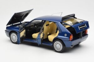 Lancia Delta HF Integrale Evo II Mėlynas Kyosho 1:18 08341BL Metalas - nuotrauka 5 iš 8