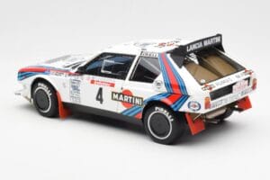 Lancia Delta S4 Martini #4 H. Toivonen / S. Cresto Rally Tour de Corse 1986 AUTOart 1:18 88620 Metalas - nuotrauka 7 iš 8