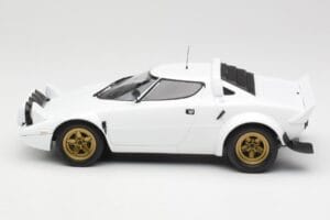 Lancia Stratos HF Stradale Baltas Minichamps 1:18 155741700 Metalas - nuotrauka 3 iš 6