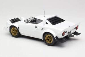 Lancia Stratos HF Stradale Baltas Minichamps 1:18 155741700 Metalas - nuotrauka 5 iš 6