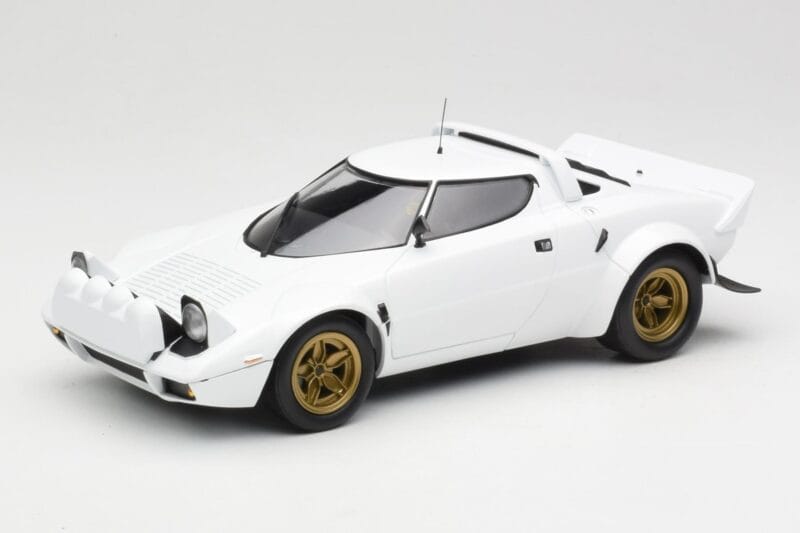 Lancia Stratos HF Stradale Baltas Minichamps 1:18 155741700 Metalas