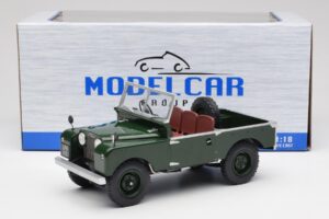 Land Rover 88 Series 1 Open Top Tamsiai Žalias MCG 1:18 MCG18367 Metalas - nuotrauka 6 iš 6