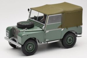 Land Rover 88 Series I Žalias Minichamps 1:18 150168900 Metalas