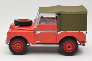 Land Rover 88 Series I Raudonas Minichamps 1:18 150168910 Metalas - nuotrauka 4 iš 8