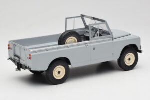 Land Rover Series II 109 Pickup Pilkas MCG 1:18 MCG18092 Metalas - nuotrauka 2 iš 6