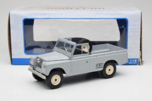 Land Rover Series II 109 Pickup Pilkas MCG 1:18 MCG18092 Metalas - nuotrauka 6 iš 6
