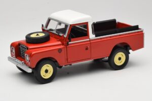 Land Rover Series I 109 Pickup Raudonas Eagle Collectibles 1:18 440500 Metalas