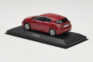 Lexus CT200h Raudonas Minichamps 1:43 LEXUS002 Metalas - nuotrauka 3 iš 4
