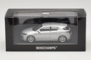 Lexus CT200h Sidabras Minichamps 1:43 410166001 Metalas - nuotrauka 4 iš 4