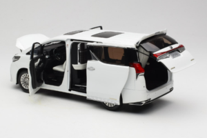 Lexus LM300h White Pearl Kyosho 1:18 08963WP Metalas - nuotrauka 5 iš 8