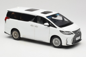 Lexus LM300h White Pearl Kyosho 1:18 08963WP Metalas - nuotrauka 6 iš 8