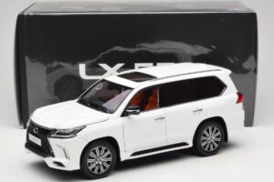 Lexus LX570 J200 Baltas LCD 1:18 LCD18010-WH Metalas - nuotrauka 8 iš 8