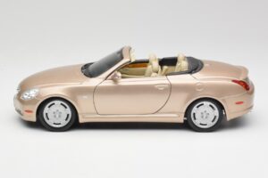 Lexus SC430 Smėlio Maisto 1:18 31629 Metalas - nuotrauka 4 iš 8