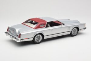 Lincoln Continental Mark V Coupe Sidabrinis BoS Models 1:18 BOS084 Derva - nuotrauka 2 iš 6