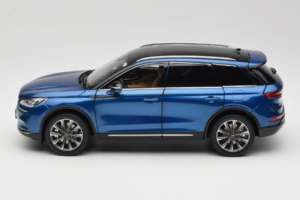 Lincoln Corsair Mėlynas OEM 1:18 LINCOLN001 Metalas - nuotrauka 4 iš 8