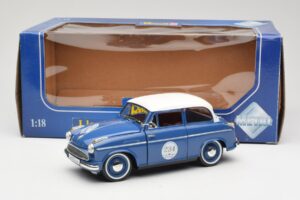 Lloyd Alexander TS #234 Mėlynas Revell 1:18 08463 Metalas - nuotrauka 8 iš 8