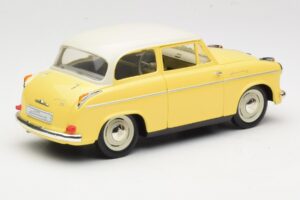 Lloyd Alexander TS Geltonas Revell 1:18 08958 Metalas - nuotrauka 3 iš 8