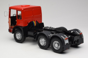 MAN 16304 F7 Raudonas Road Kings 1:18 RK180053 Metalas - nuotrauka 5 iš 8