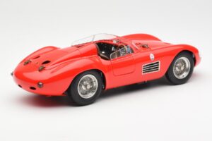 Maserati 300S Raudonas CMC 1:18 M-105 Metalas - nuotrauka 2 iš 6