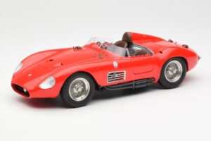 Maserati 300S Raudonas CMC 1:18 M-105 Metalas