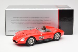 Maserati 300S Raudonas CMC 1:18 M-105 Metalas - nuotrauka 6 iš 6