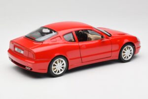 Maserati 3200 GT Rosso Mondiale Bburago 1:18 3341-M1 Metalas - nuotrauka 3 iš 8