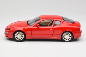 Maserati 3200 GT Rosso Mondiale Bburago 1:18 3341-M1 Metalas - nuotrauka 4 iš 8