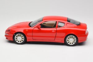 Maserati 3200 GT Raudonas Specialus Rinkinys Bburago 1:18 30071 Metalas - nuotrauka 4 iš 8