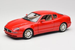 Maserati 3200 GT Raudonas Specialus Rinkinys Bburago 1:18 30071 Metalas