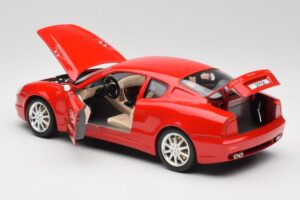 Maserati 3200 GT Raudonas Specialus Rinkinys Bburago 1:18 30071 Metalas - nuotrauka 5 iš 8