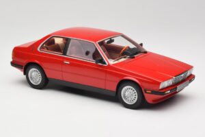 Maserati BiTurbo Coupe Rosso Corsa Minichamps 1:18 107123501 Derva - nuotrauka 4 iš 6