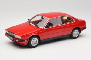 Maserati BiTurbo Coupe Rosso Corsa Minichamps 1:18 107123501 Derva