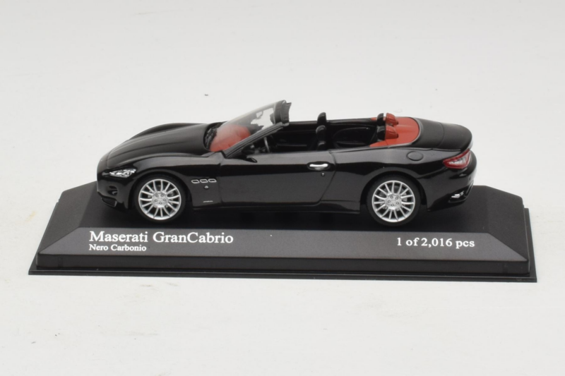 Maserati GranCabrio Juodas Metalinis Minichamps 1:43 400123930 Metalas