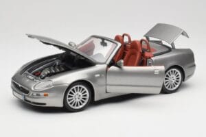 Maserati 4200 GT Spyder Pilkas Bburago 1:18 18-12019 Metalas - nuotrauka 2 iš 8