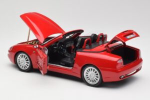 Maserati GT Spyder Raudonas Bburago 1:18 34097 Metalas - nuotrauka 7 iš 8