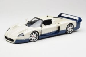 Maserati MC12 Baltas Mėlynas Hot Wheels 1:18 G7158 Metalas